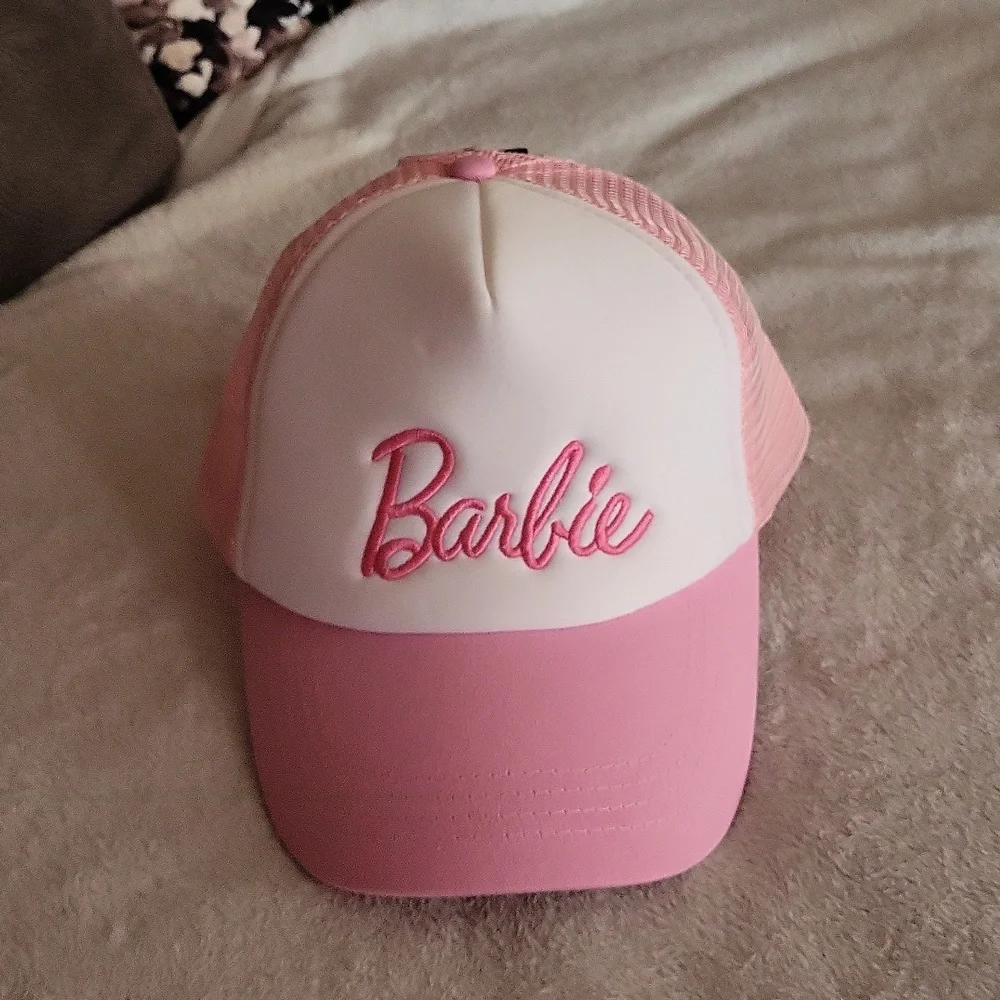 Barbie Hat 🩷 - Picture 1 of 8